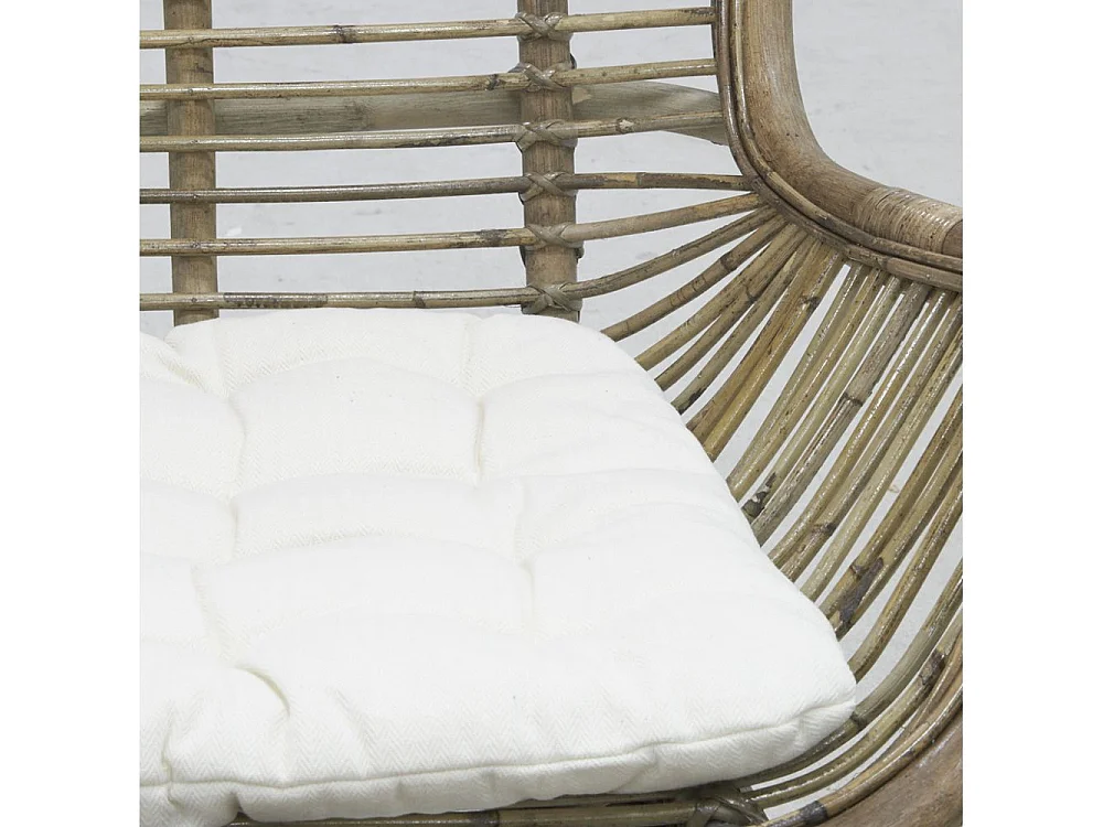 Fauteuil en rotin teinté gris