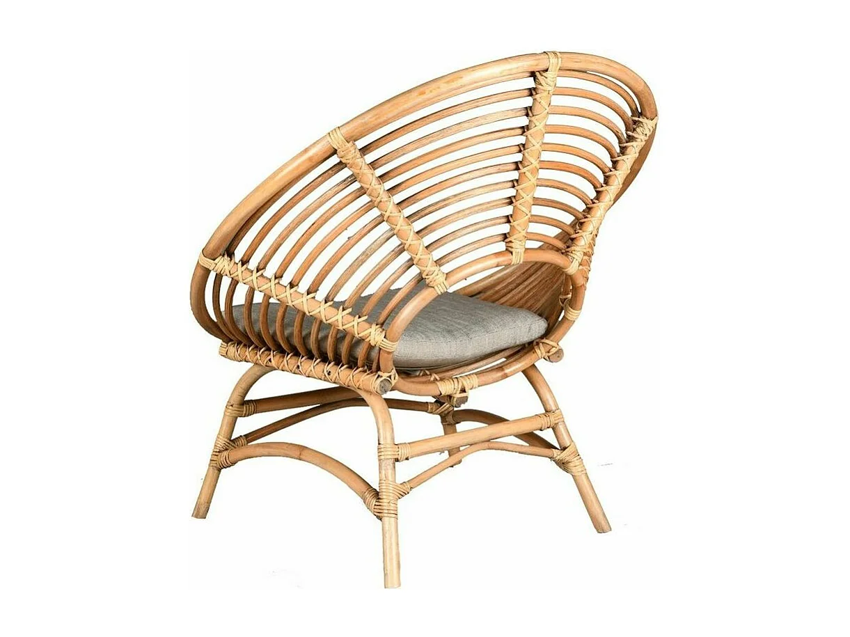 Fauteuil en rotin naturel  ajouré