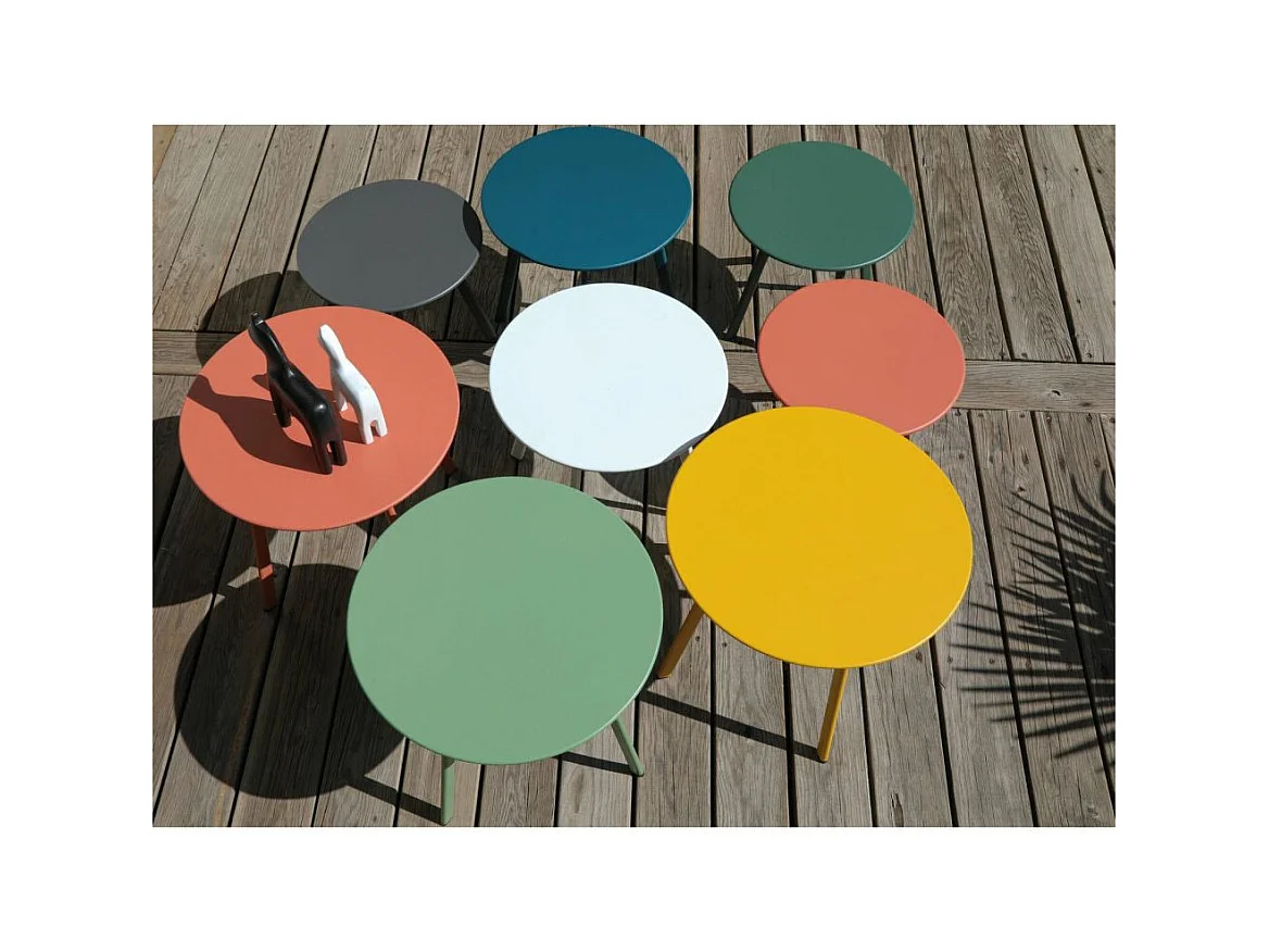 Table basse de jardin en acier Massai 45 cm Amande