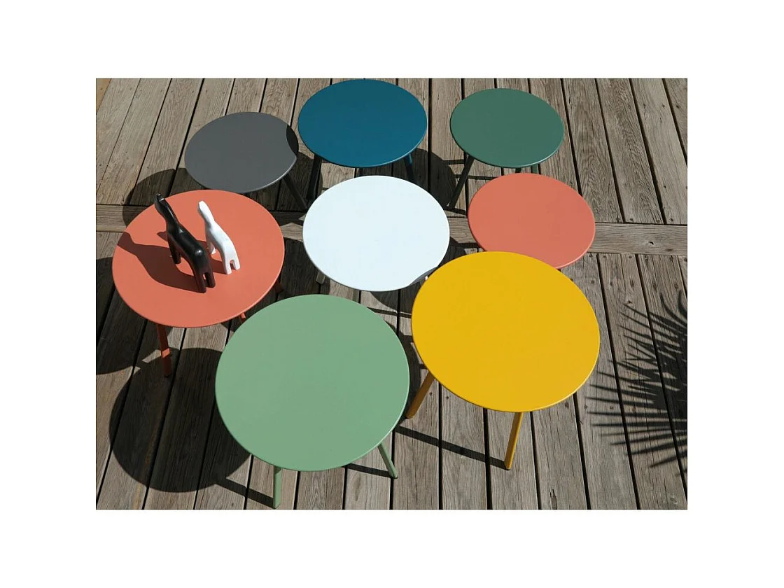Table basse de jardin en acier Massai 45 cm Vert light