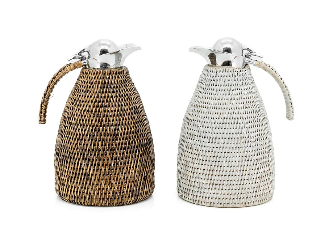 Thermos en acier inoxydable et rotin