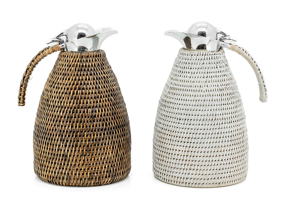 Thermos en acier inoxydable et rotin