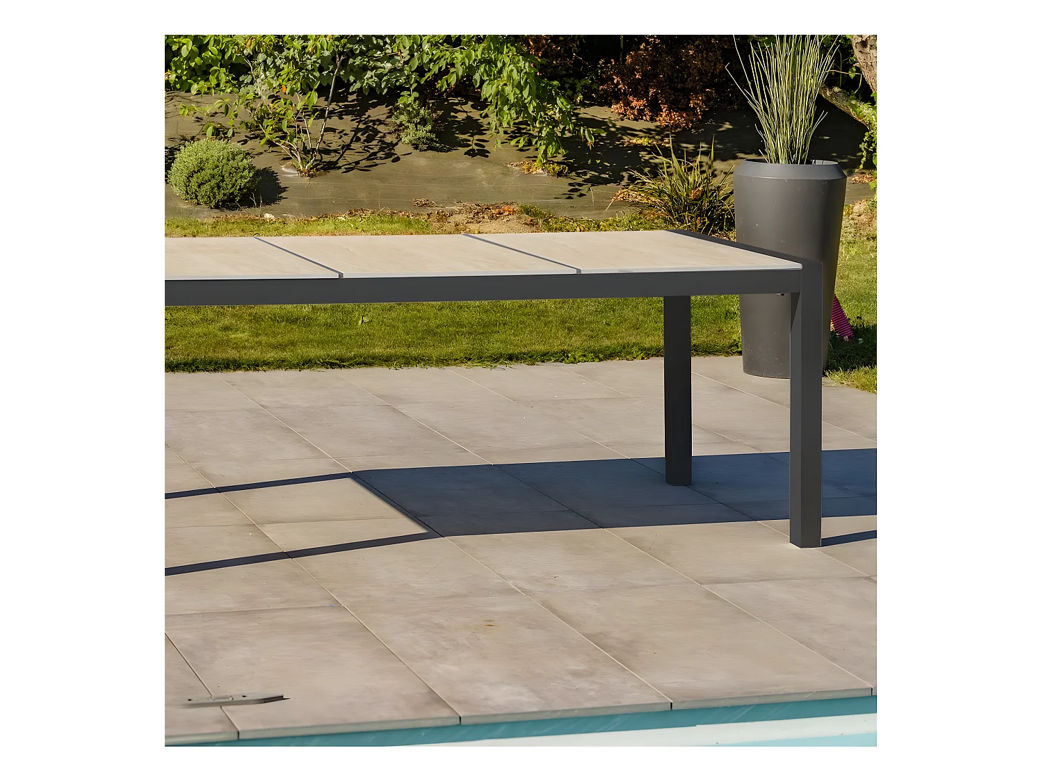 Table de Jardin en Céramique "Venise" 195cm Gris Anthracite