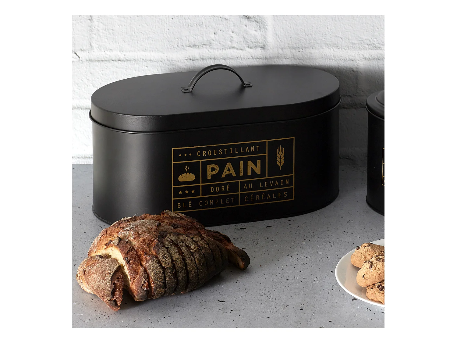 Panera de metal negro mate Nora