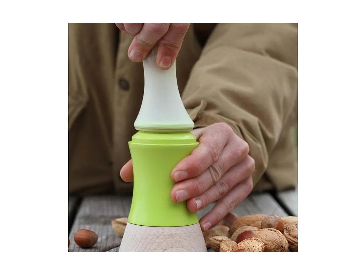 Casse-noisette et noix sans effort Toha