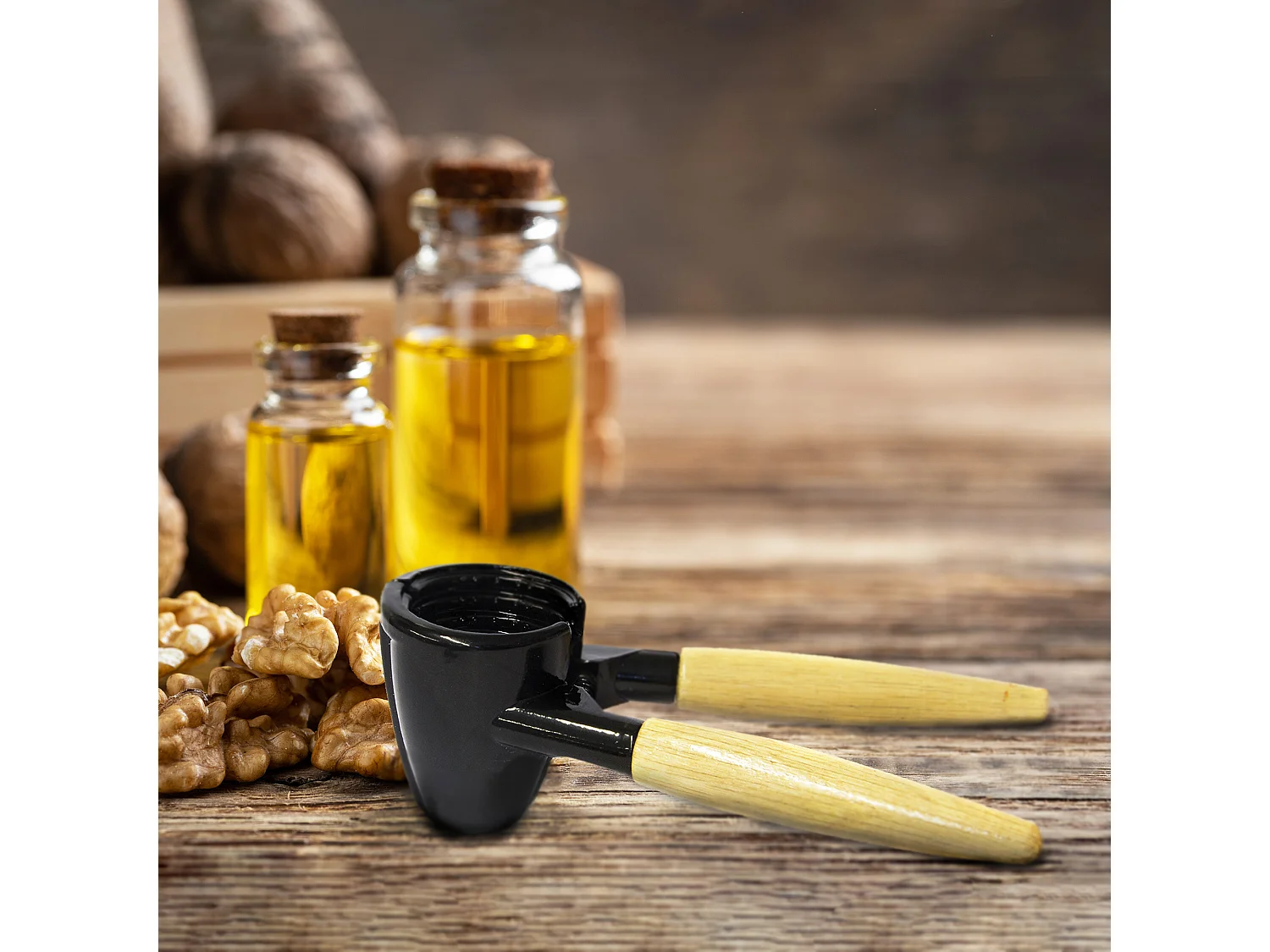 Casse-noix 2 en 1 - COOK CONCEPT - Ouvre-bouteille - Marron et noir