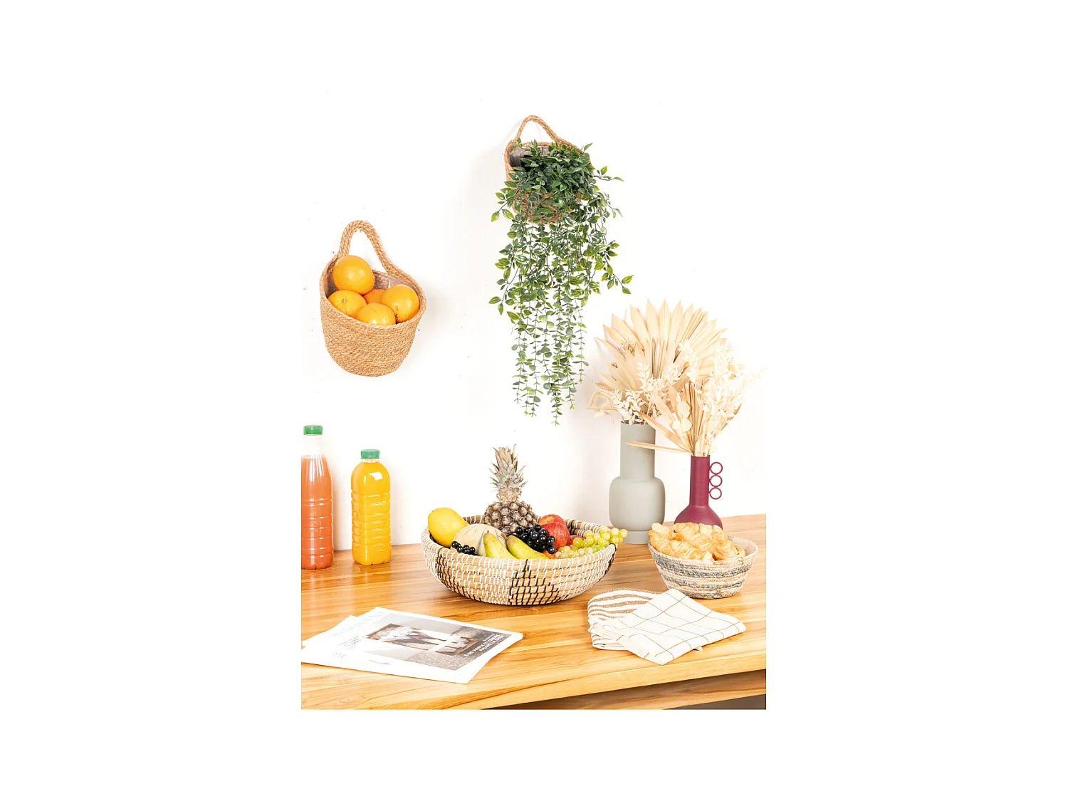 Corbeille à fruits en jonc naturel et teinté