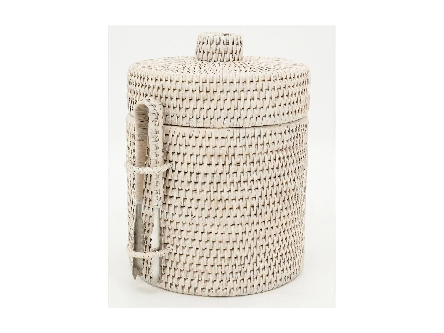 Cubitera de ratán con pinza