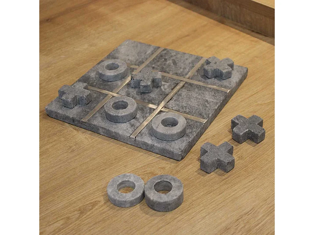 Tic-Tac-Toe-Spiel aus Marmor