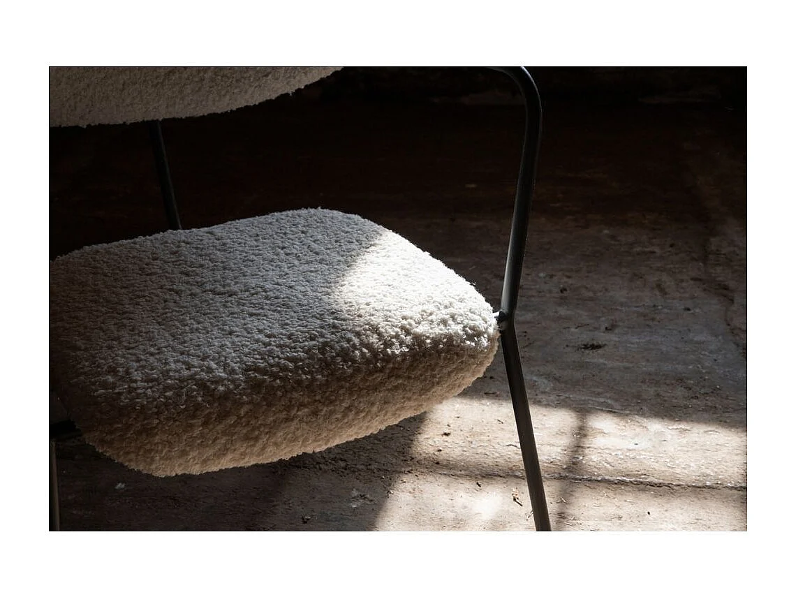 Fauteuil Design Bouclette "Duffy" 69cm Blanc Cassé