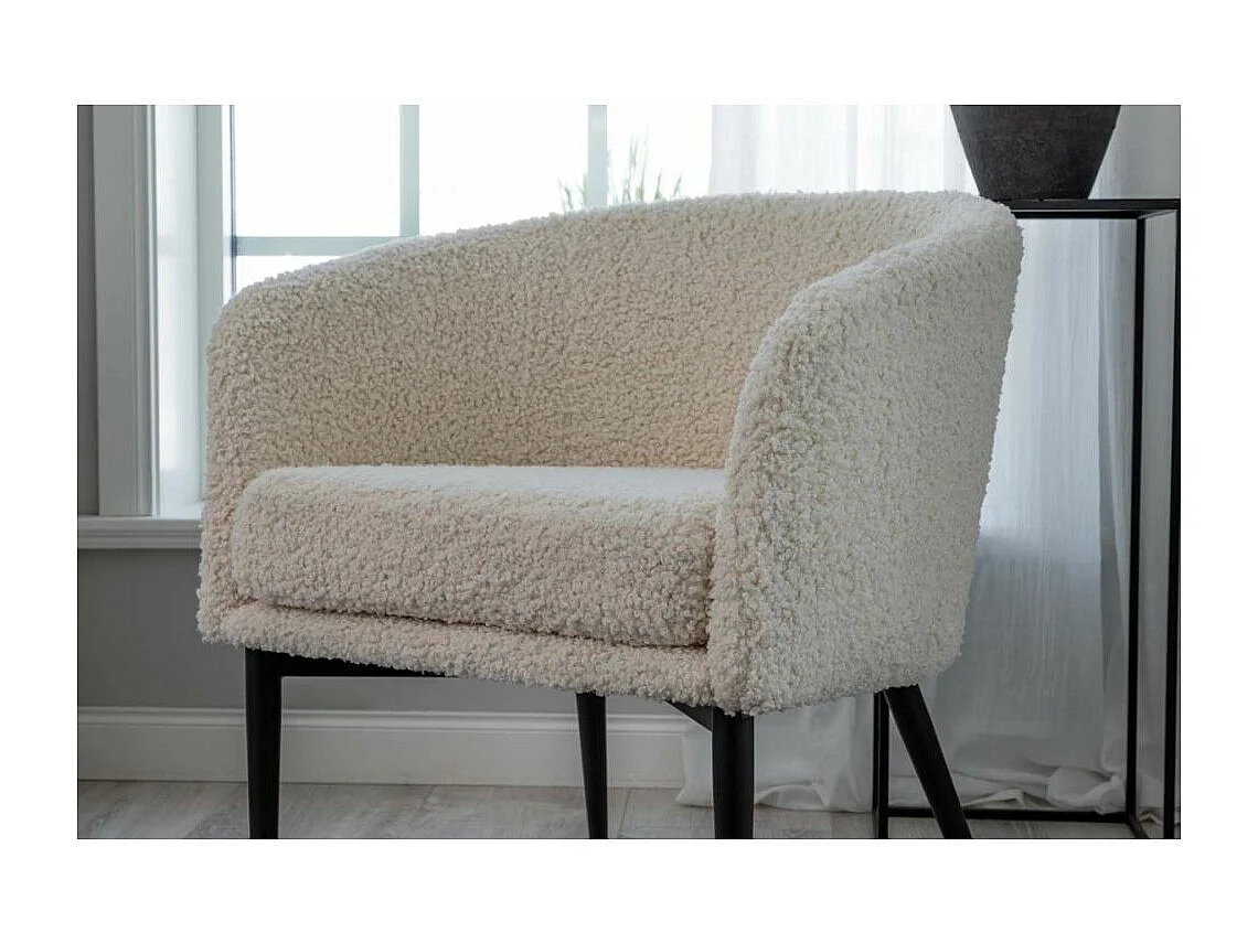 Fauteuil Design Bouclette "Fluffy" 70cm Blanc