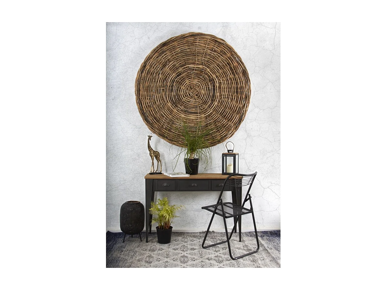 Klappbarer Stuhl aus gealtertem Metall