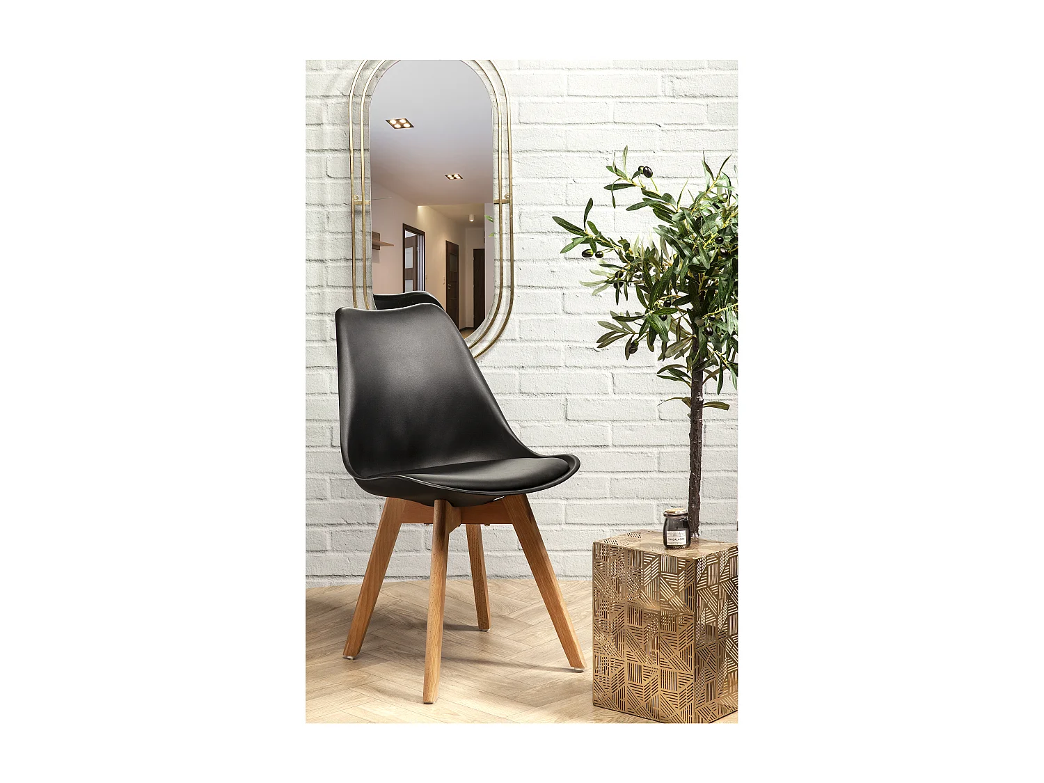 Chaise scandinave avec assise rembourrée