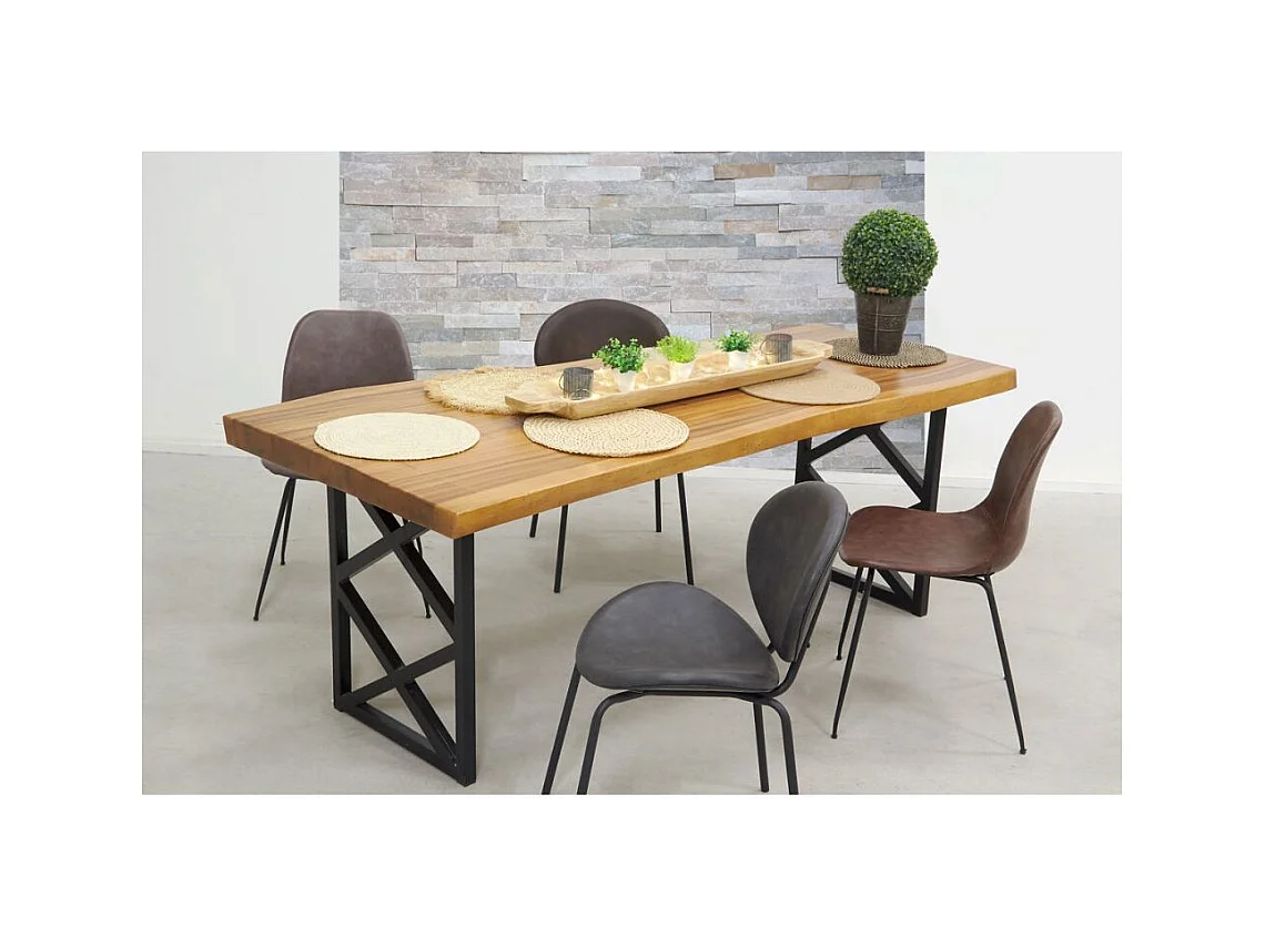 Chaise design en polyuréthane et métal