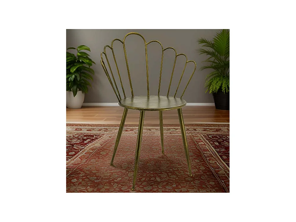 Chaise en métal doré antique Gatsby