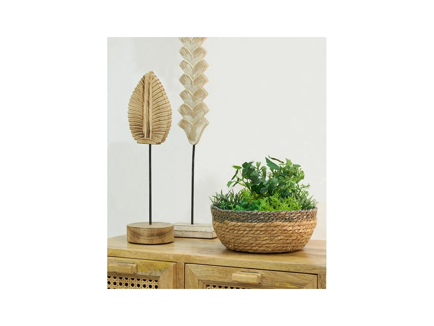 Feuille sur socle en manguier blanchi