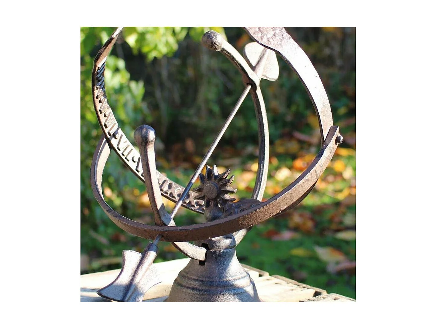 Reloj de sol de hierro fundido 31x24cm