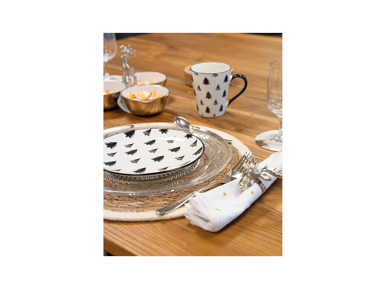 Plat à coupelles en aluminium  décor Cerf