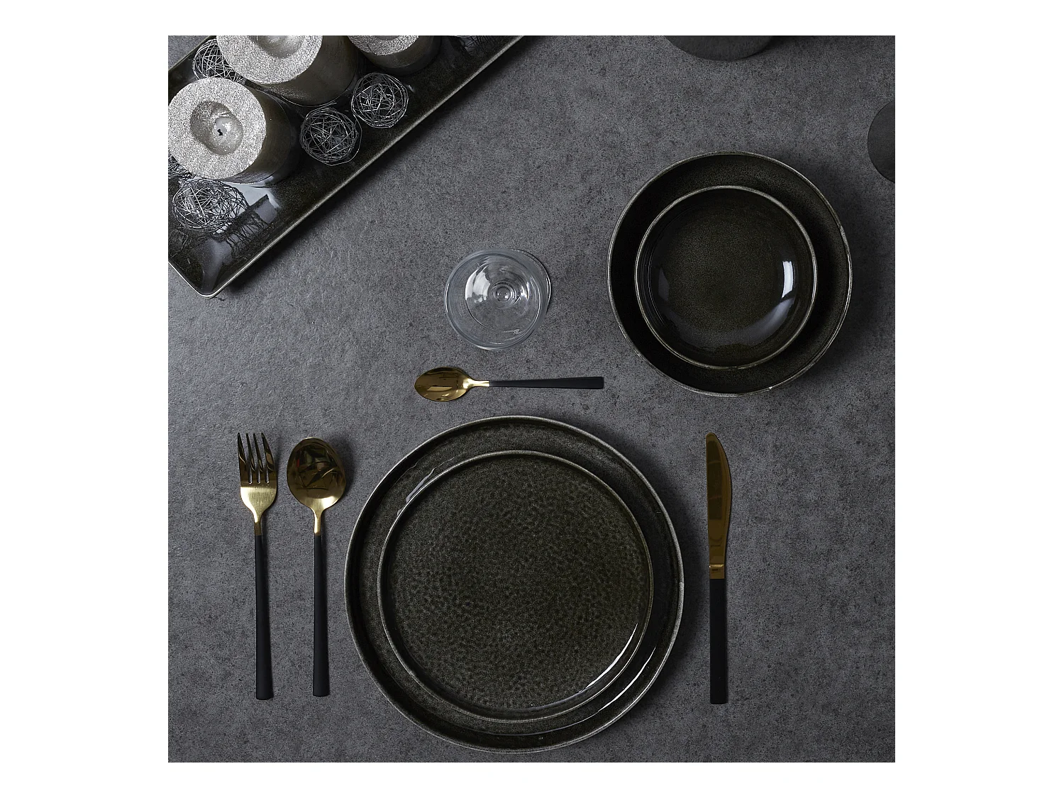 Menagere 16 Pieces Gold Manche Noir Noir, Or