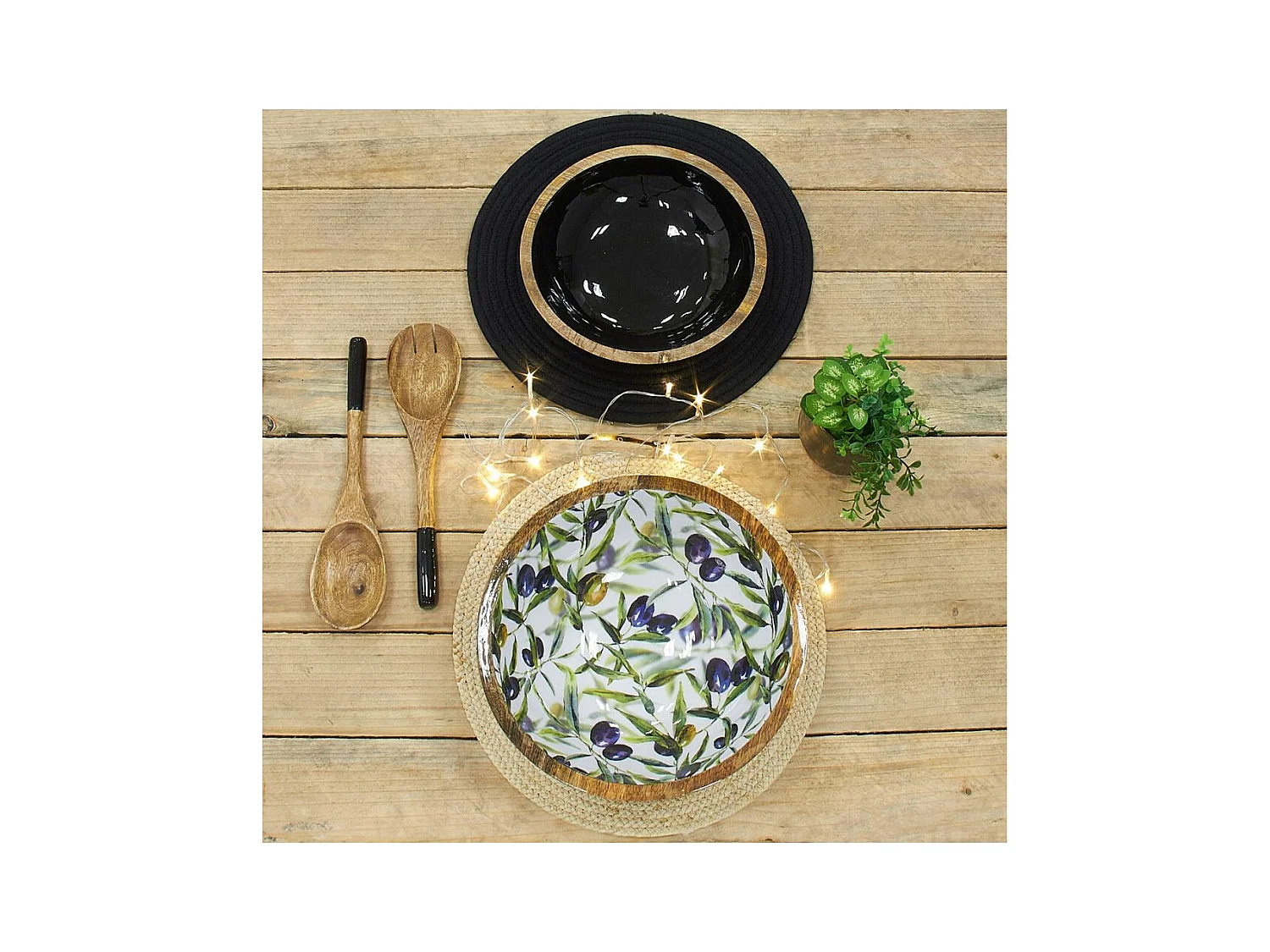 Cestino in mango e resina