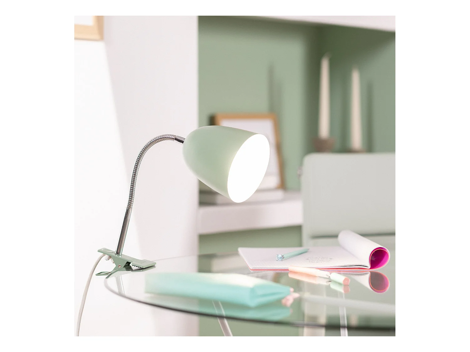 Flexo da Tavolo In Metallo con Pinza Ripley Verde Celadon