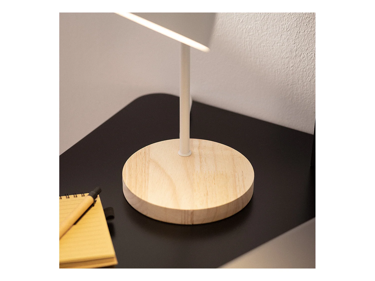 Lámpara Flexo Escritorio Metal Luxo Blanco