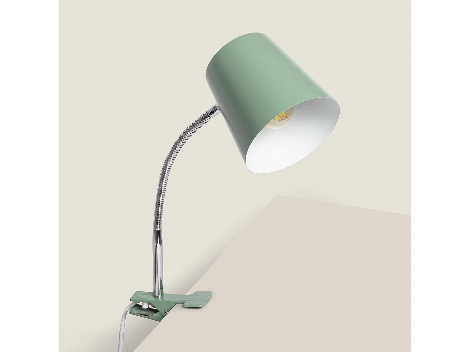 Lámpara Flexo Escritorio de Metal con Pinza Delavan
