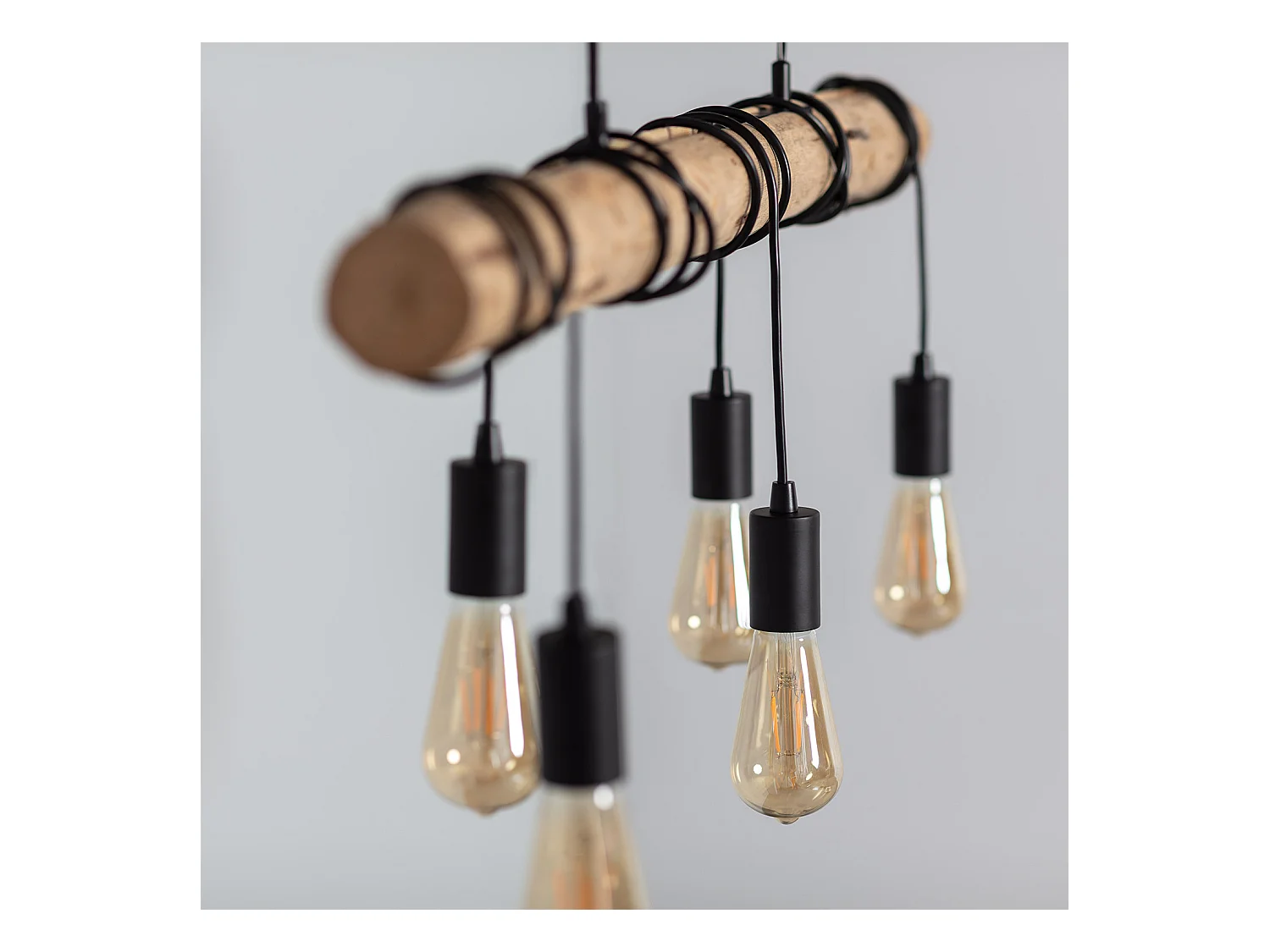 Lámpara Colgante Metal y Madera Yagis Negro