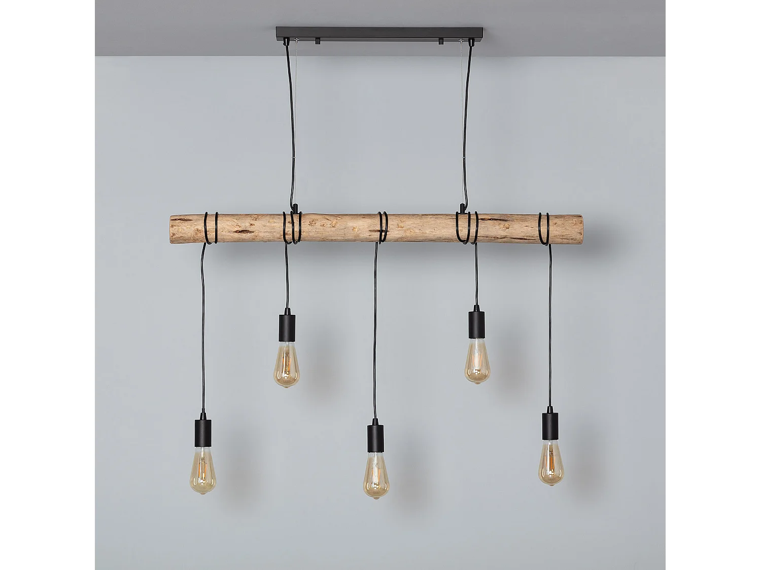 Lampada a Sospensione in Metallo e Legno Yagis Nero