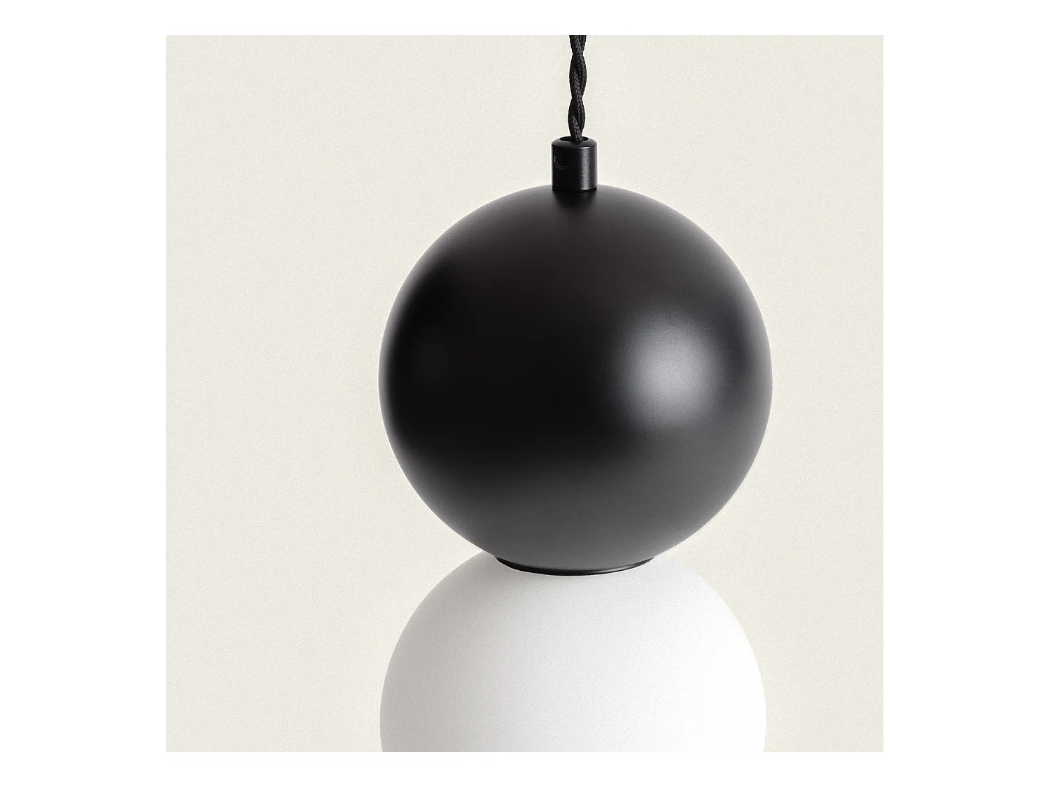 Lámpara Colgante de Metal y Cristal Apolo Blanco / Negro