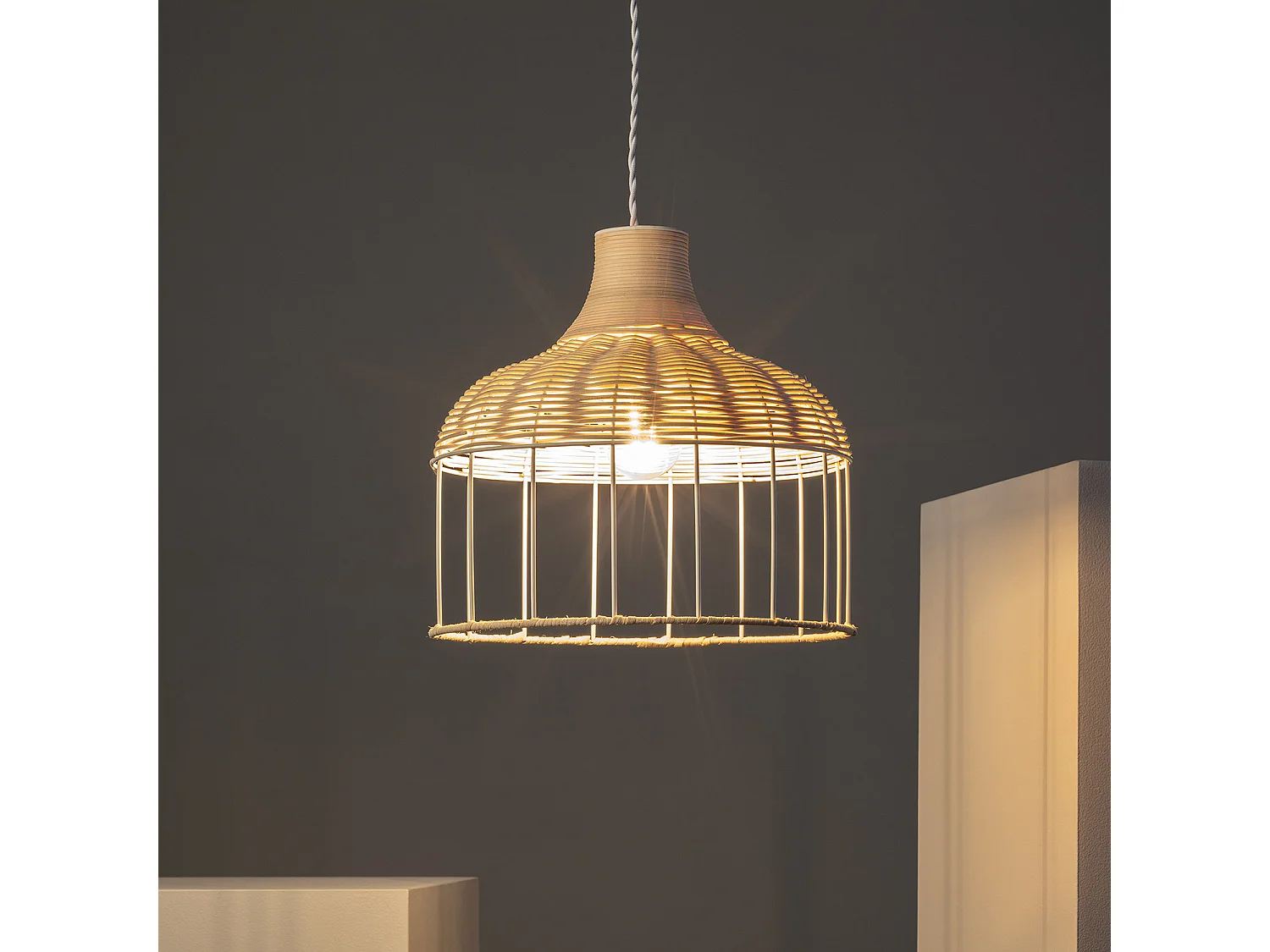 Suspension Rotin et Métal Sliema  Blanc