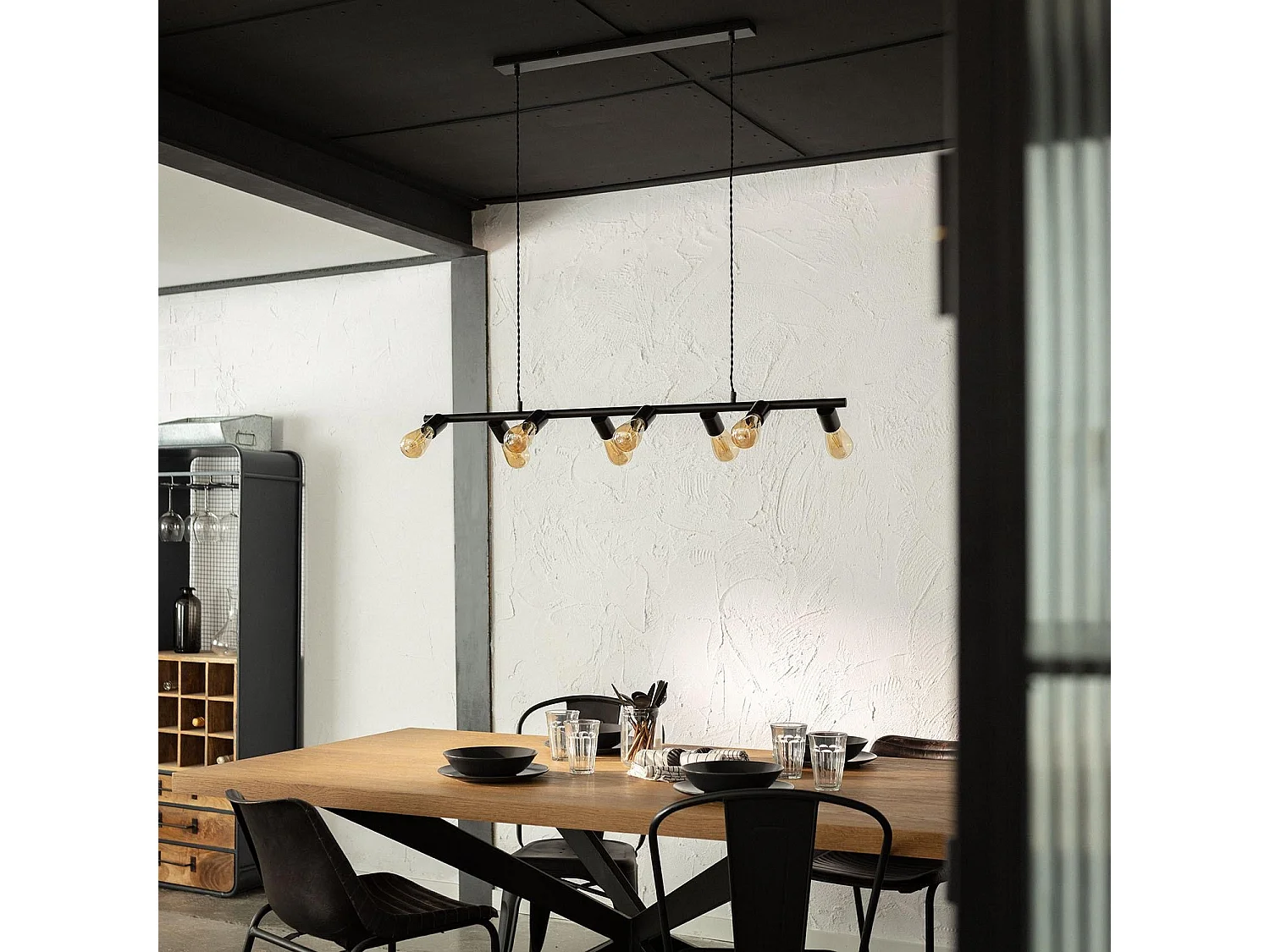 Lámpara Colgante Lineal Metal Garland Negro