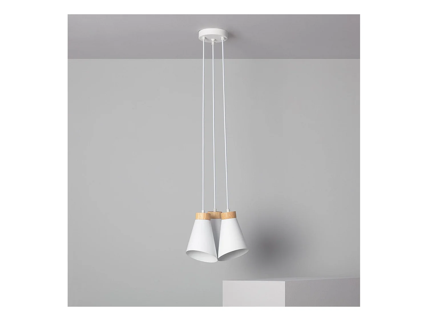 Lámpara Colgante Metal y Madera Itai Blanco