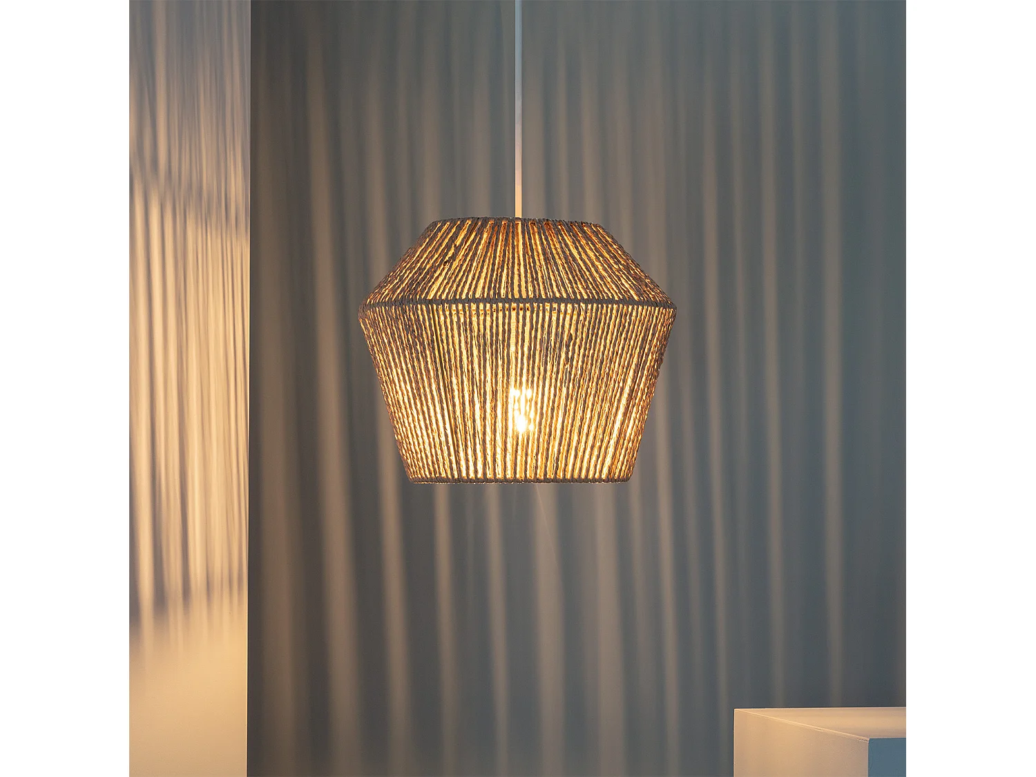 Suspension Papier Tressé Sauki Brun