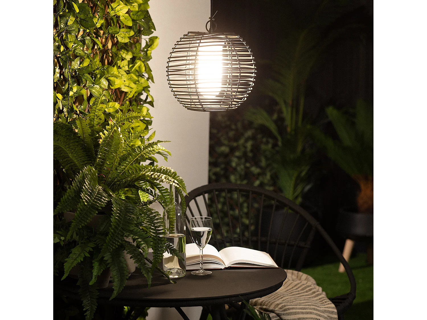 Suspension Extérieur Asha  Brun