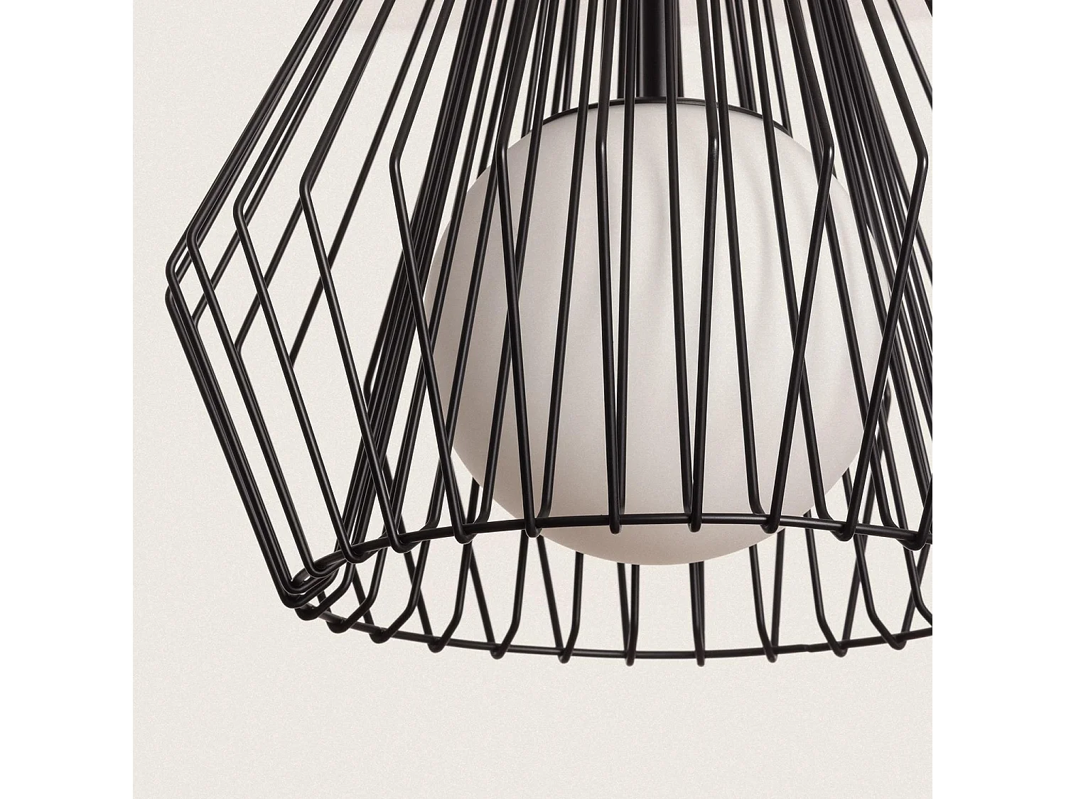 Suspension Metal Pentagone Noir