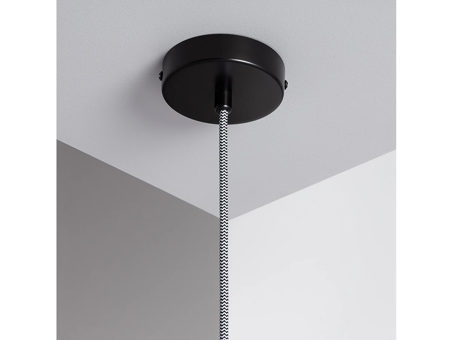 Suspension Fibres Naturelles Newén Ø500 mm ILUZZIA   Noir/Blanc