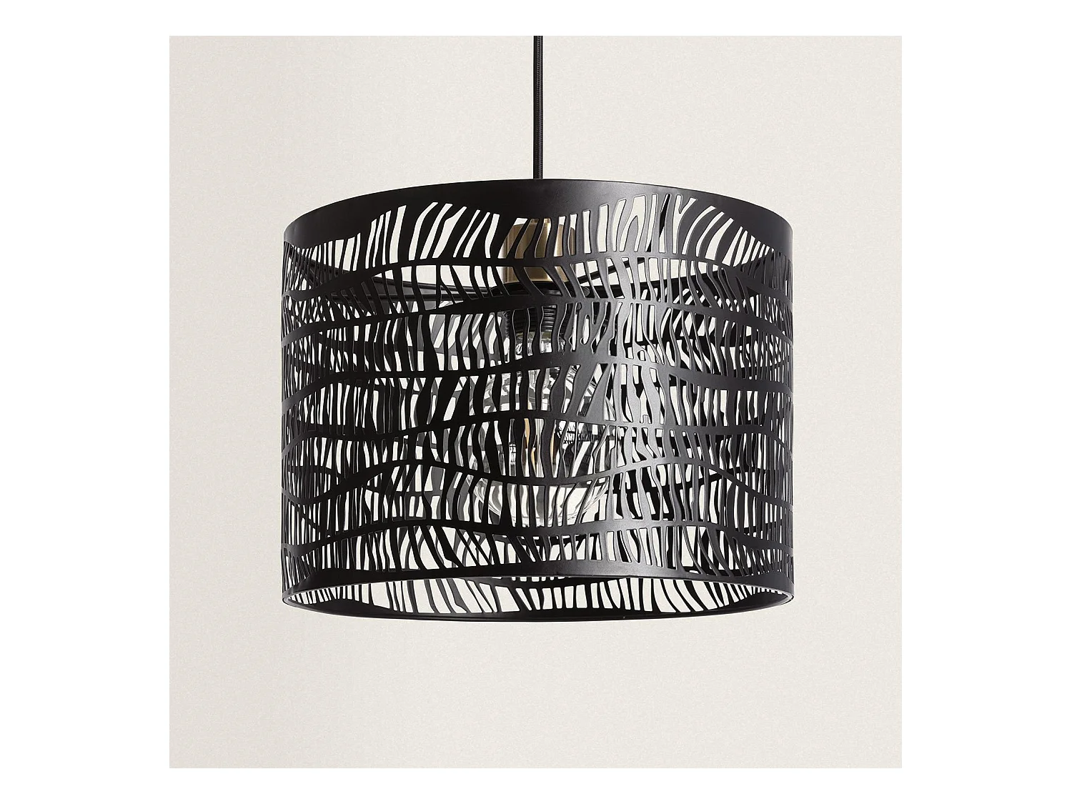 Suspension en métal Vitta Noir