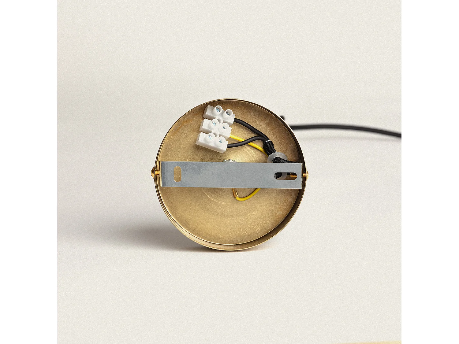 Suspension en métal Vitta Noir