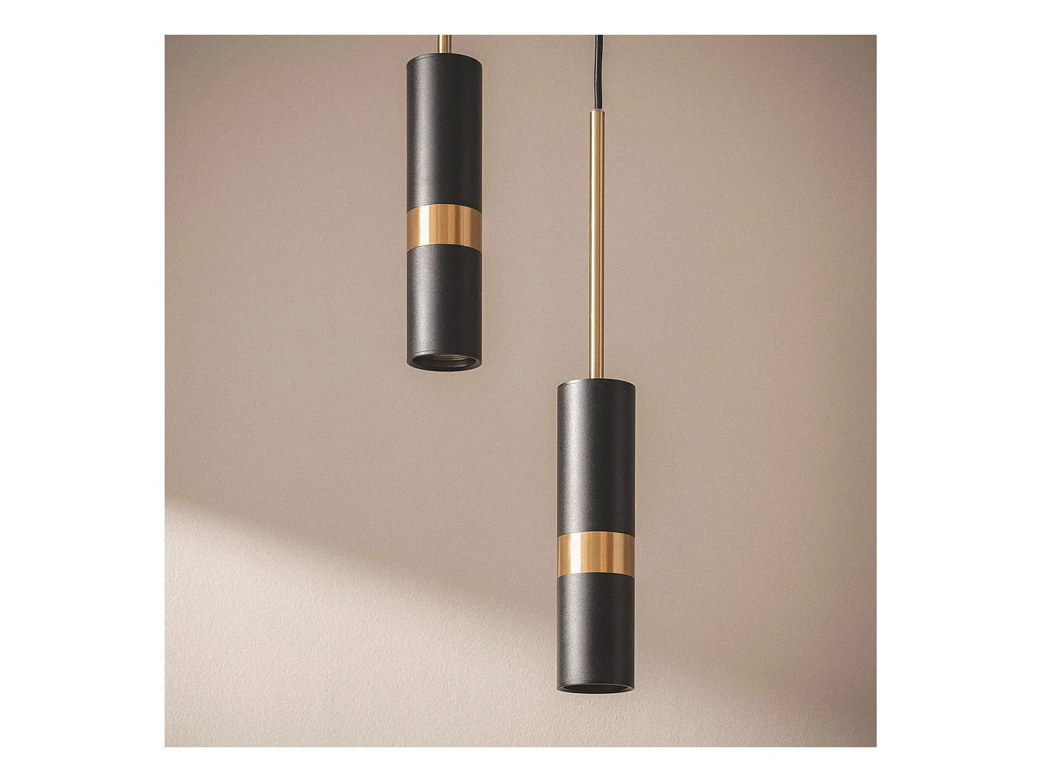 Lampada a Sospensione in Metallo Lumen Nero