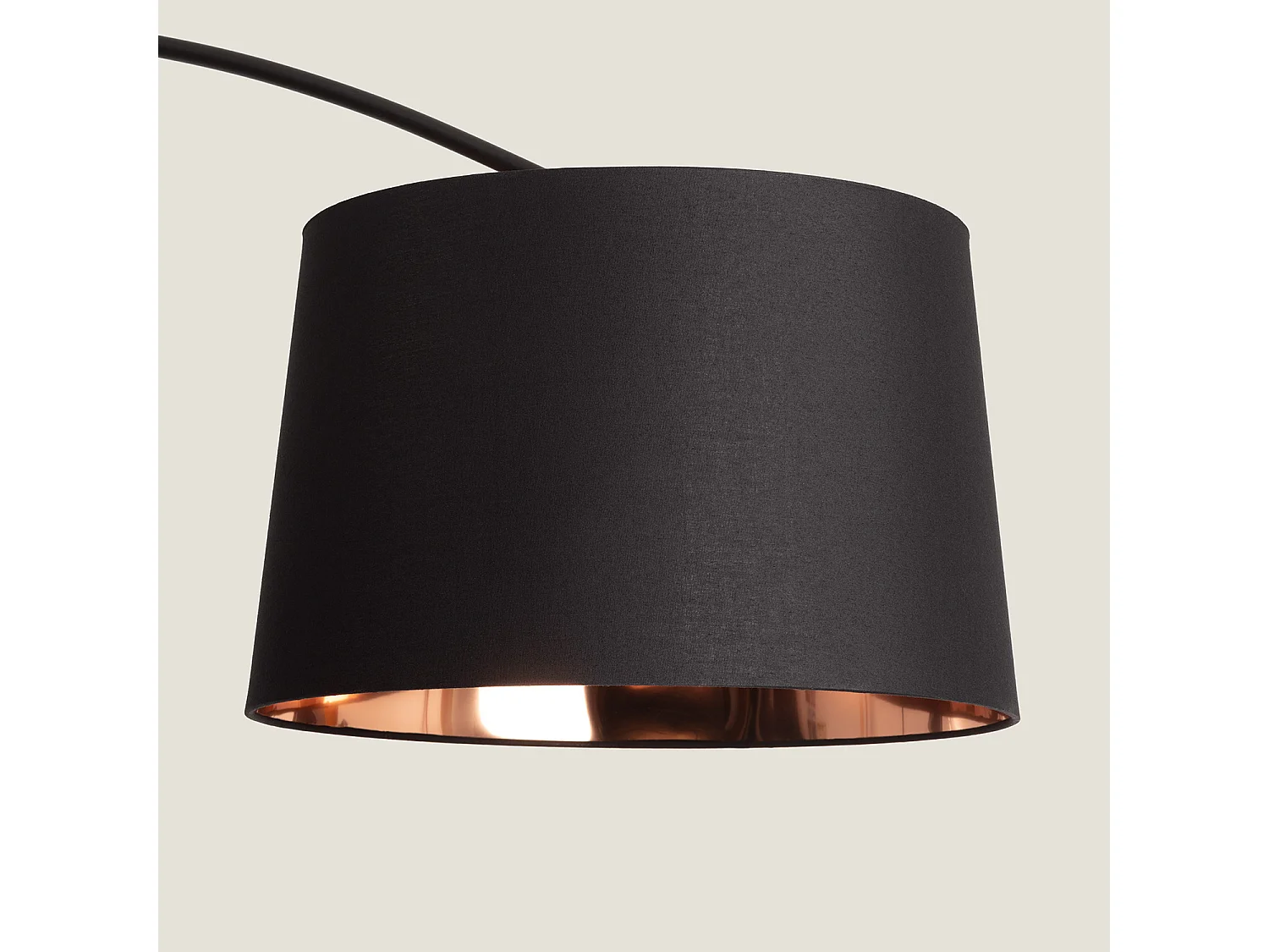 Lámpara de Pie Metal Reflect Negro