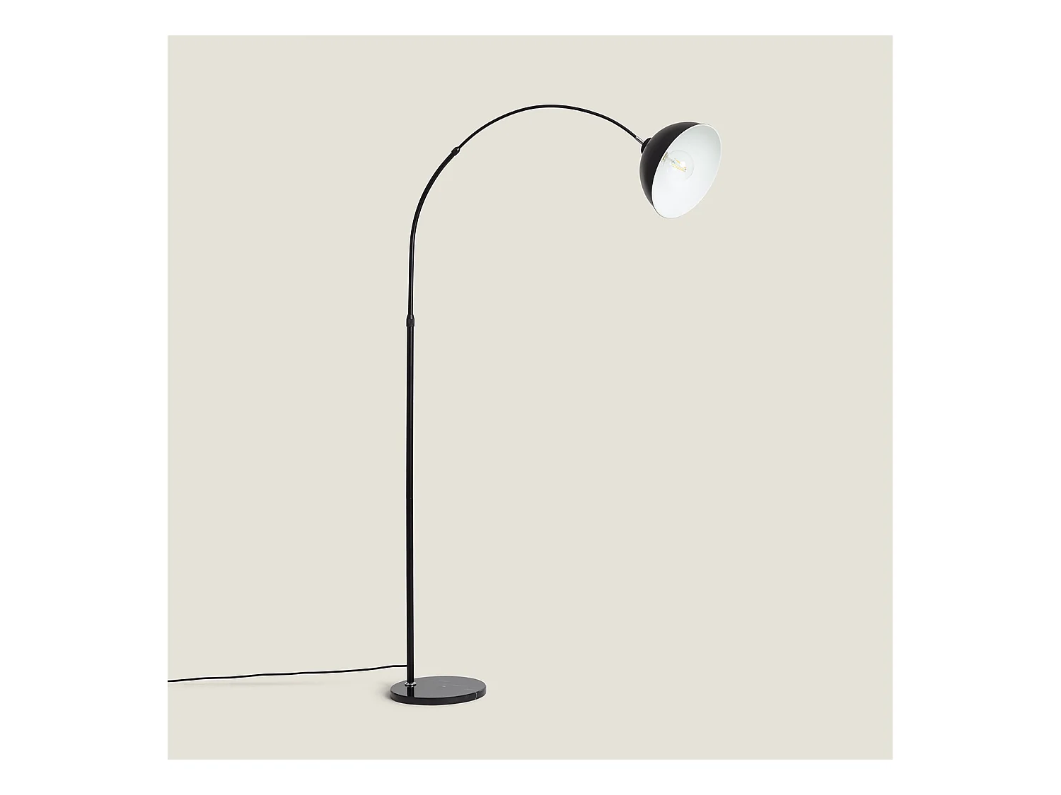 Lámpara de Pie Aluminio Maisie Negro