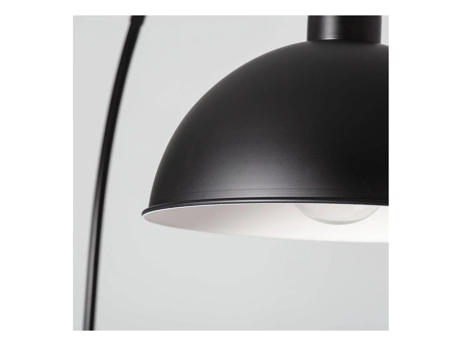 Lámpara de Pie Aluminio Maisie Negro