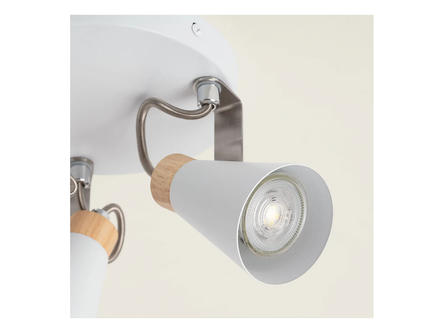 Lampada da Soffitto Circolare Orientabile in Metallo e Legno 3 Faretti Mara Bianco