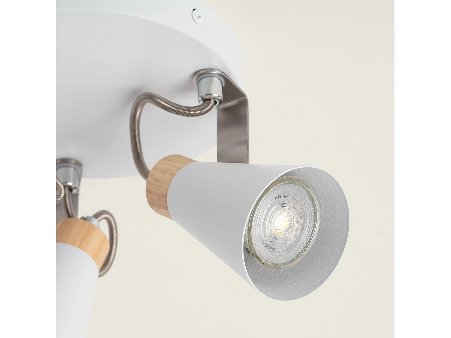 Lampada da Soffitto Circolare Orientabile in Metallo e Legno 3 Faretti Mara Bianco