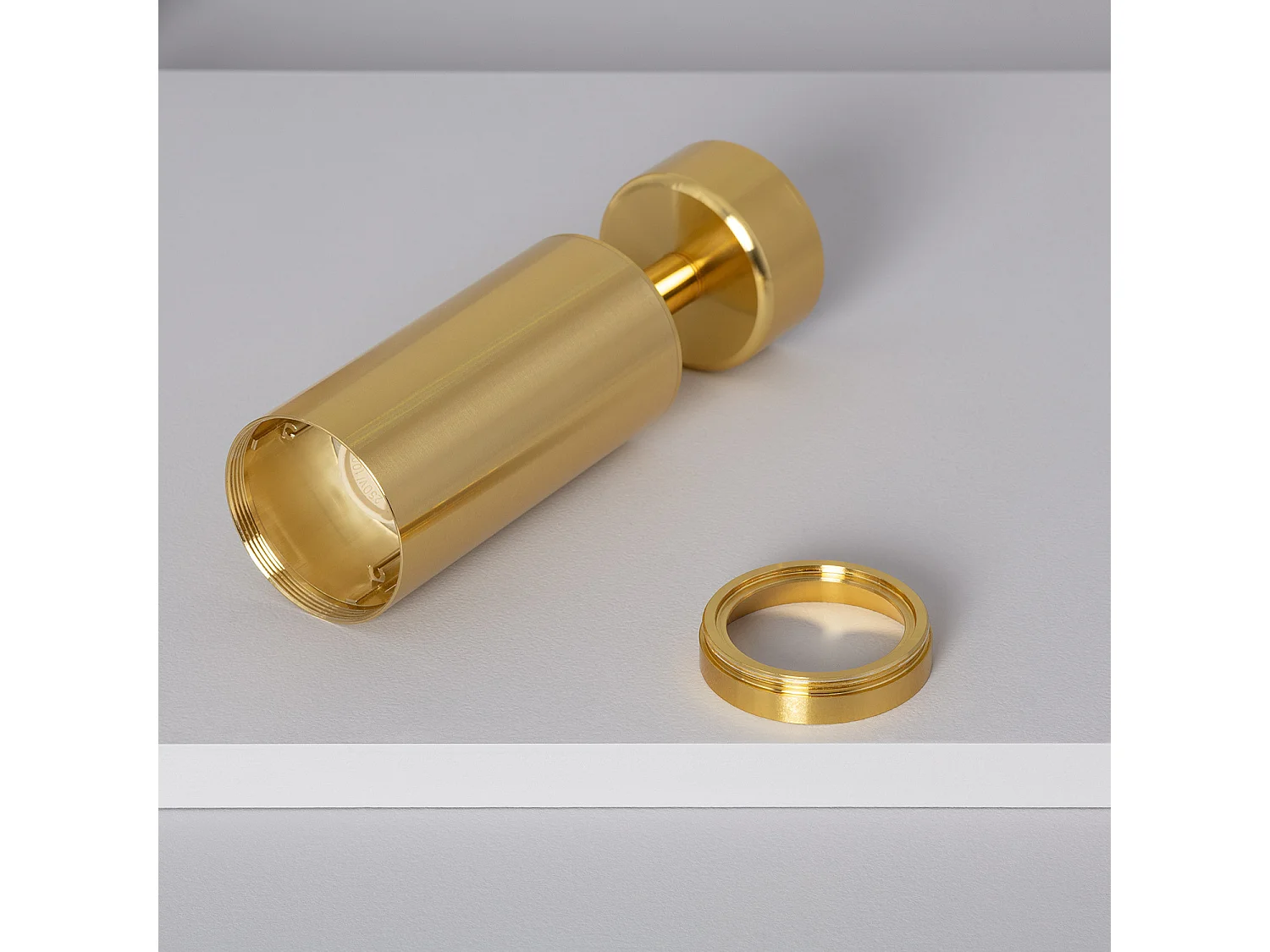 Spot à Douille Aluminium Quartz pour Ampoule GU10 Doré