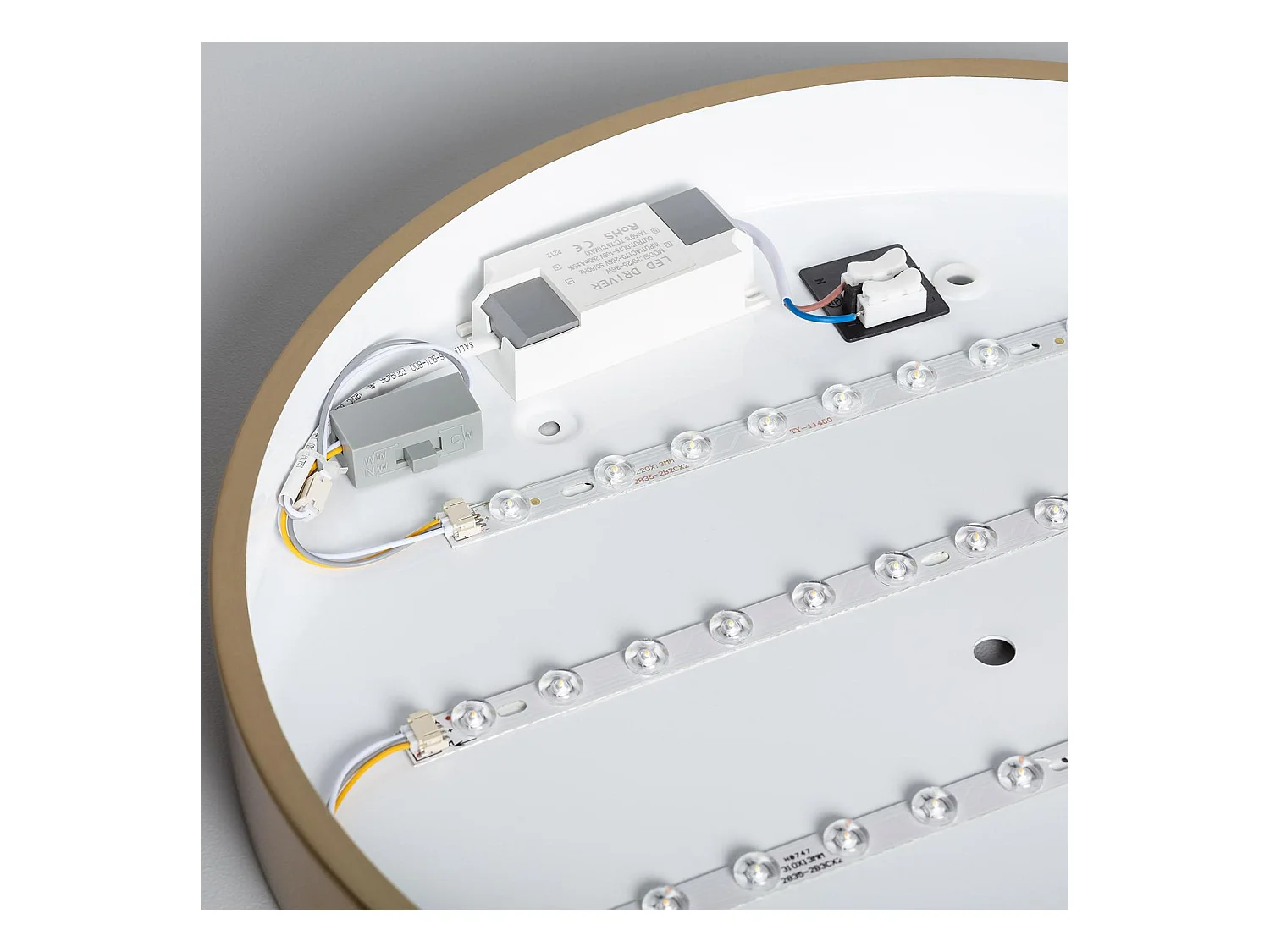 Plafonnier LED Rond Métal 18W CCT Sélectionnable Haydn Ø300 mm Doré