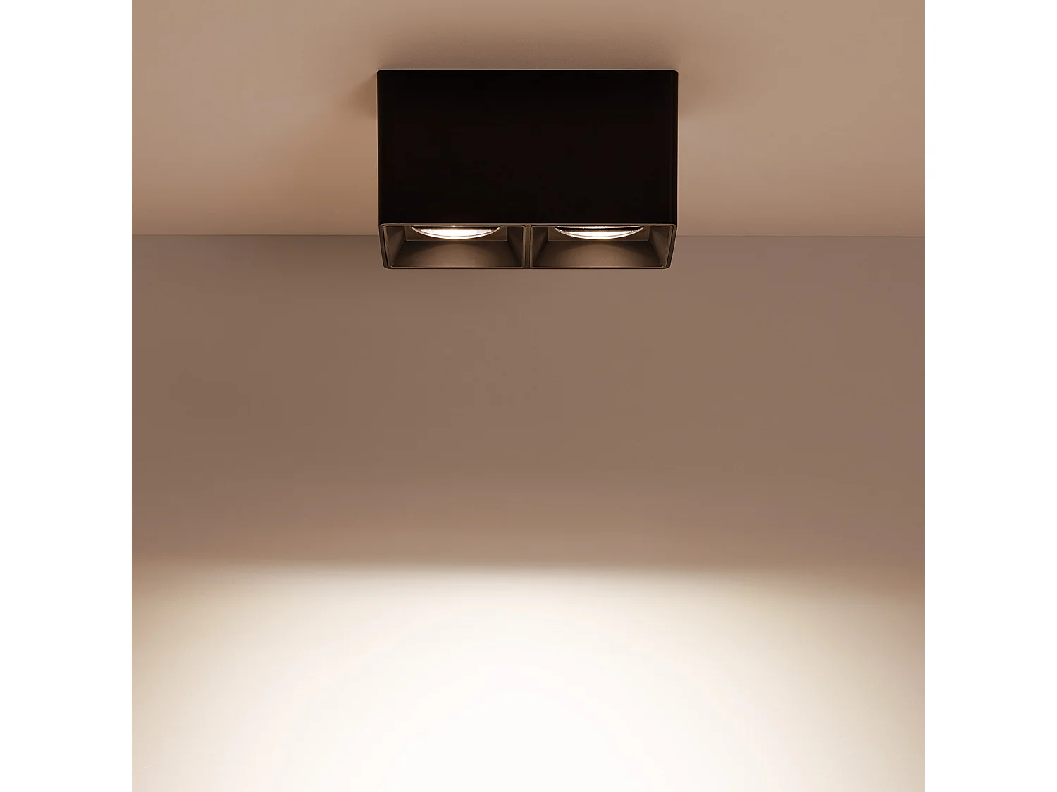 Plafonnier Space Carré Double Noir avec Ampoule GU10  2700K Blanc chaud