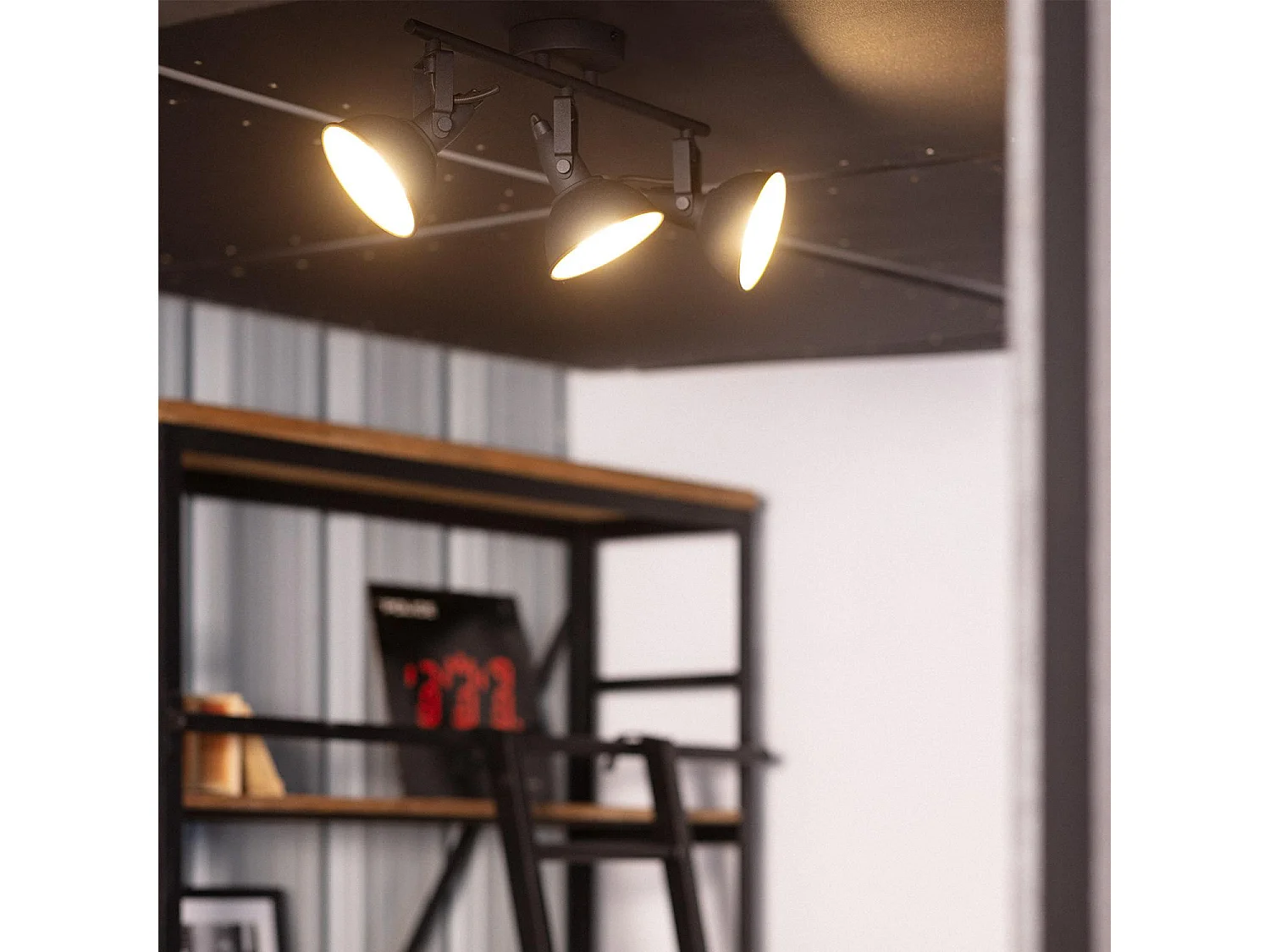 Lampada da Soffitto Orientabile in Alluminio 3 Faretti Emer Nero Nero