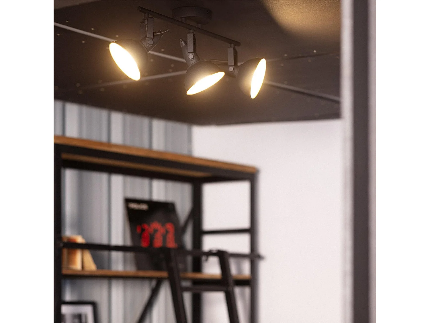 Lampada da Soffitto Orientabile in Alluminio 3 Faretti Emer Nero Nero